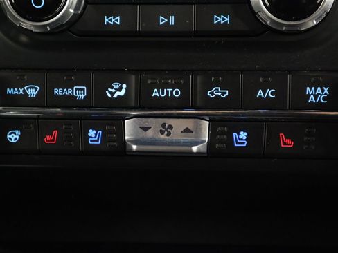 Used 2022 Ford F150 Platinum w/ Equipment Group 701A High AWD/4WD image 47