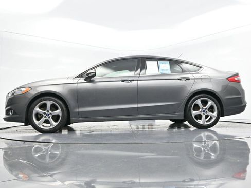 Used 2014 Ford Fusion SE w/ Equipment Group 201A image 40