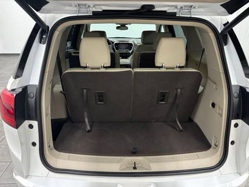Used 2018 GMC Acadia Denali FWD image 9