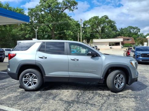 New 2026 GMC Terrain Elevation AWD/4WD image 4
