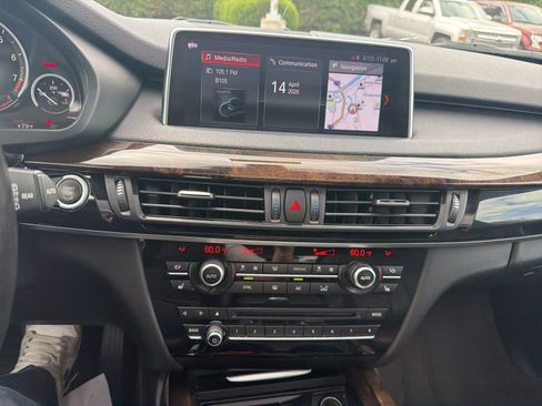 Used 2018 BMW X5 xDrive35i w/ Premium Package AWD/4WD image 11