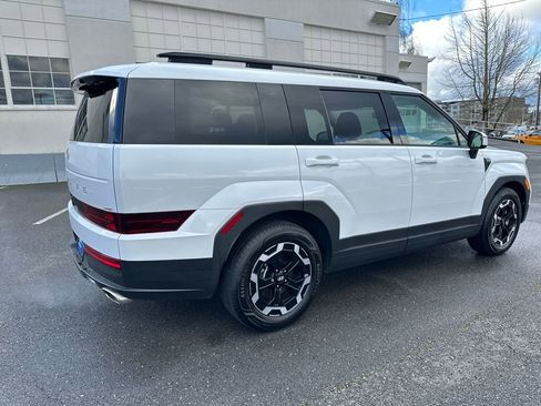 Certified 2025 Hyundai Santa Fe SEL image 6