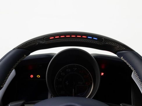 Used 2022 Ferrari F8 Tributo image 32