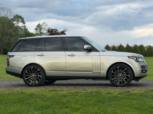 Used 2016 Land Rover Range Rover Supercharged AWD/4WD image 4