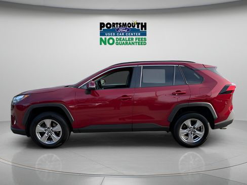Used 2023 Toyota RAV4 XLE AWD/4WD image 2