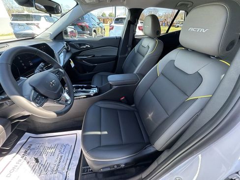 New 2026 Chevrolet Trax ACTIV w/ Driver Confidence Package FWD image 11