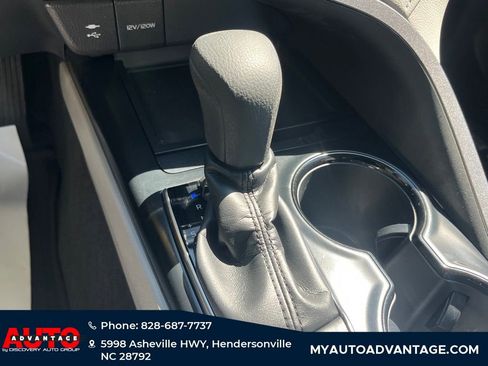 Used 2018 Toyota Camry LE w/ Protection Package (Q2) FWD image 12