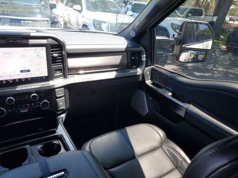 Used 2026 Ford F250 Platinum AWD/4WD image 15