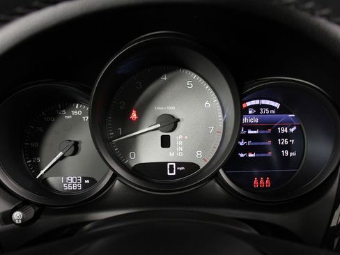 Certified 2025 Porsche Macan S image 16