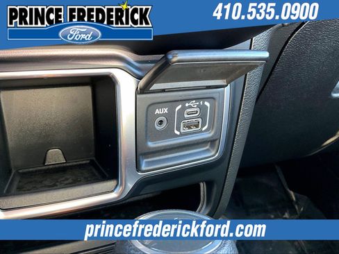 Used 2023 Jeep Gladiator Sport image 29