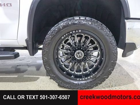 Used 2025 Chevrolet Silverado 2500 LT w/ Convenience Package AWD/4WD image 19