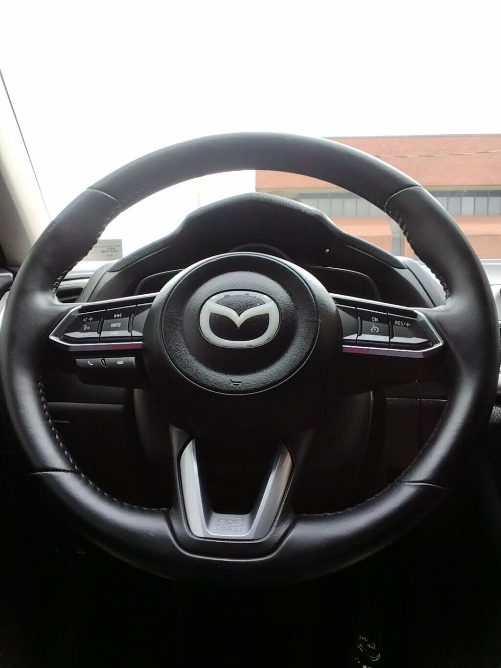Used 2018 MAZDA MAZDA3 Touring FWD image 13