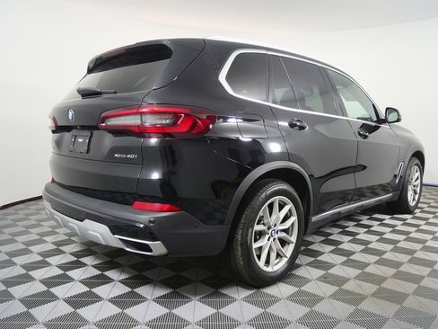 Certified 2022 BMW X5 xDrive40i w/ Premium Package image 3