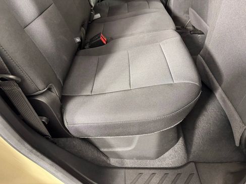 Used 2024 Chevrolet Colorado W/T RWD image 27