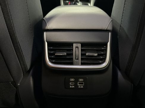 Certified 2025 Subaru Outback Premium AWD/4WD image 32