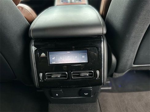 Used 2022 Lincoln Aviator Reserve w/ Equipment Group 201A image 25