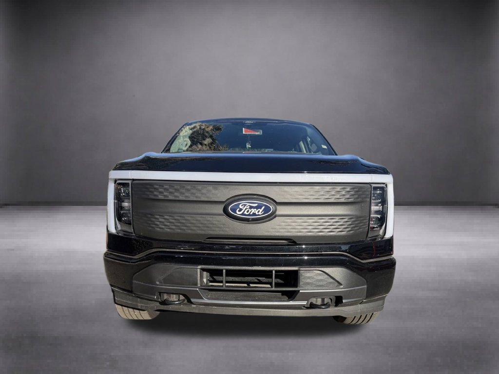Used 2024 Ford F150 Lightning XLT AWD/4WD image 4