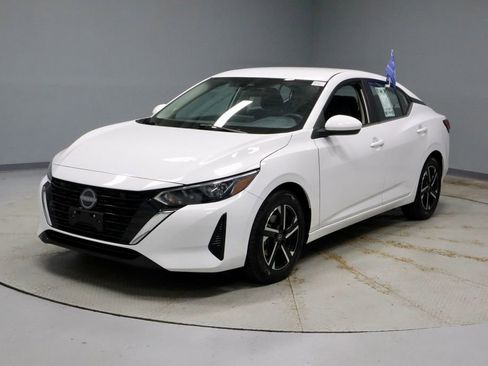 Certified 2024 Nissan Sentra SV image 5