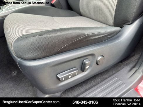 Used 2024 Toyota 4Runner SR5 image 21