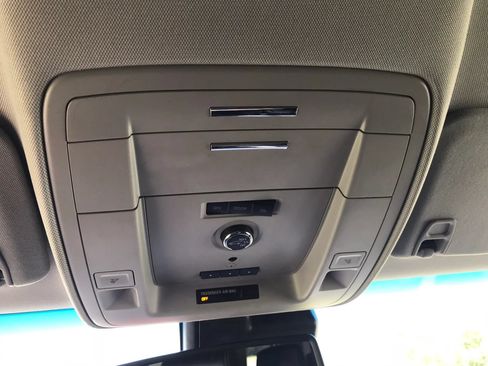 Used 2019 GMC Yukon XL SLE w/ SLE Value Package AWD/4WD image 31