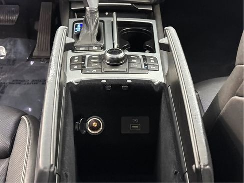 Used 2018 Genesis G80 3.8 AWD/4WD image 22