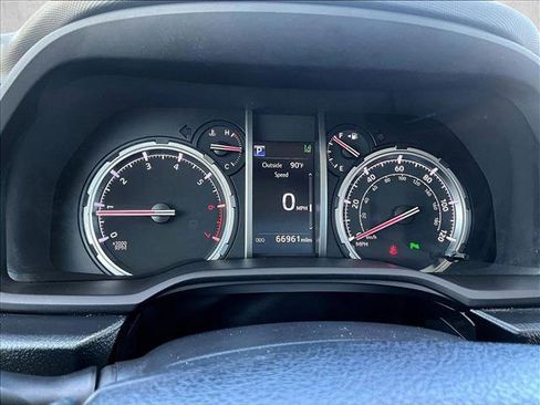 Used 2022 Toyota 4Runner Limited RWD image 22
