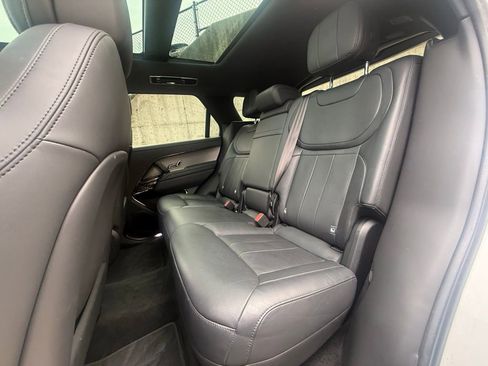 Used 2023 Land Rover Range Rover Sport SE AWD/4WD image 18