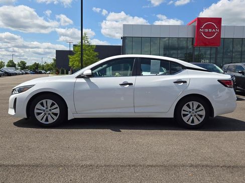 Used 2024 Nissan Sentra S FWD image 4
