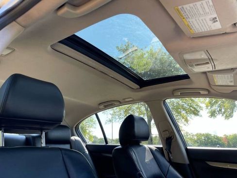 Used 2012 INFINITI G37 x Sedan w/ Premium Pkg image 40