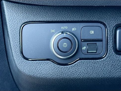 Certified 2023 Mercedes-Benz Sprinter 1500 image 10