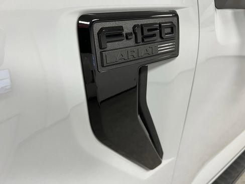 Used 2023 Ford F150 Lariat w/ Equipment Group 502A High image 16