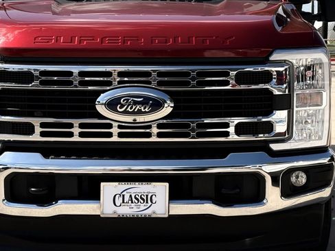 Used 2023 Ford F350 XLT w/ 360-Degree Camera Package AWD/4WD image 9