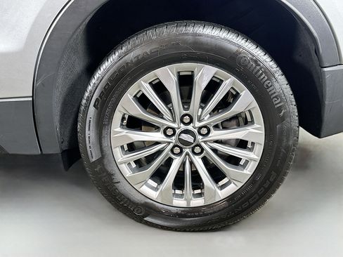 Used 2024 Cadillac XT4 Premium Luxury AWD/4WD image 28