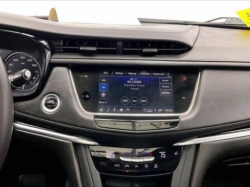 Used 2021 Cadillac XT6 Luxury image 5