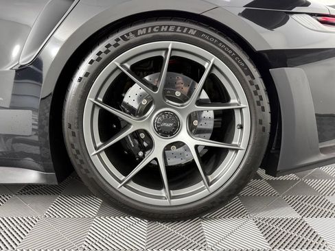 Used 2025 Porsche 911 GT3 RS RWD image 15