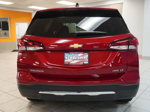 Used 2024 Chevrolet Equinox LT w/ LPO, Floor Liner Package AWD/4WD image 12