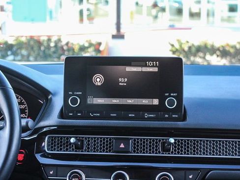 Used 2023 Honda Civic EX image 18