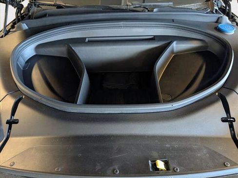 New 2025 Volvo EX90 Plus image 17