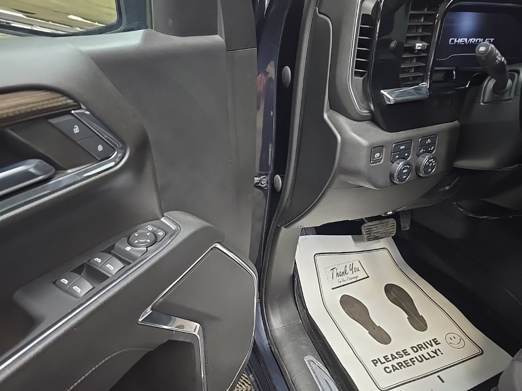 Used 2023 Chevrolet Silverado 1500 RST AWD/4WD image 27