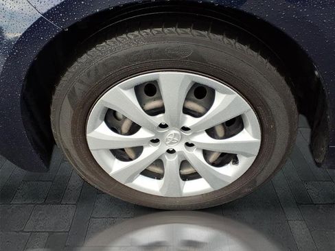 Used 2024 Toyota Corolla LE image 9