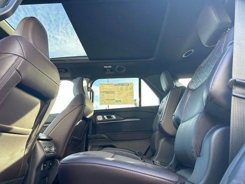 New 2026 Ford Explorer Platinum w/ LUX Leather Package image 12