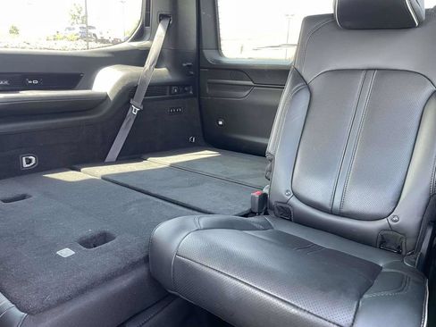 Used 2024 Jeep Grand Wagoneer Series II Obsidian w/ Quick Order Packagew 28T AWD/4WD image 11