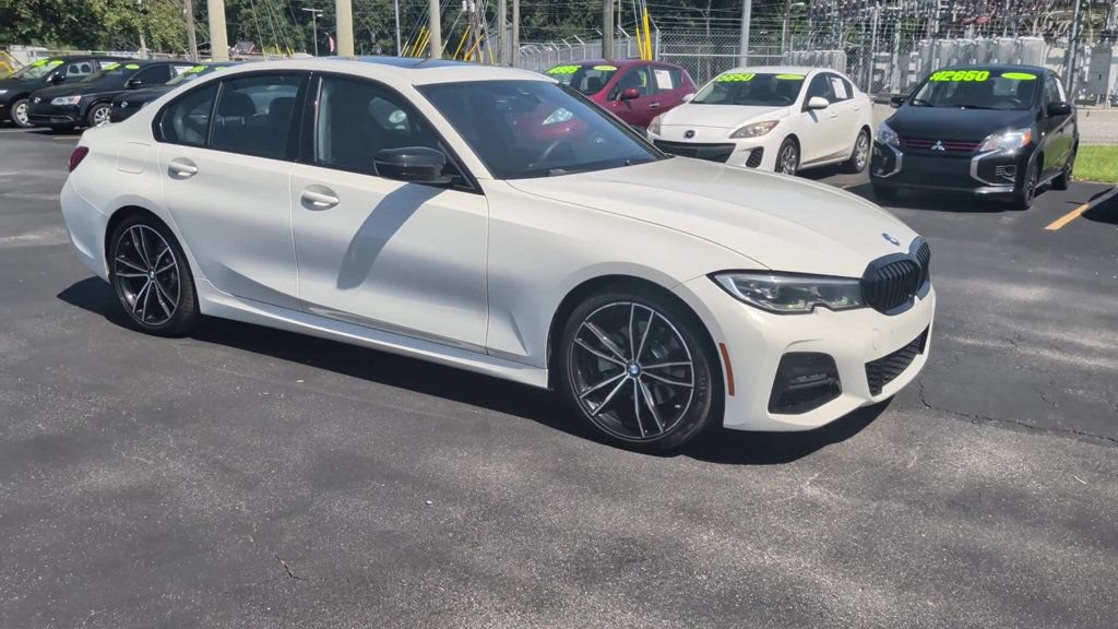 Used 2021 BMW 330i Sedan w/ M Sport Package RWD image 2
