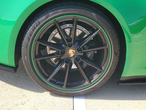 Used 2022 Porsche 911 Carrera RWD image 13
