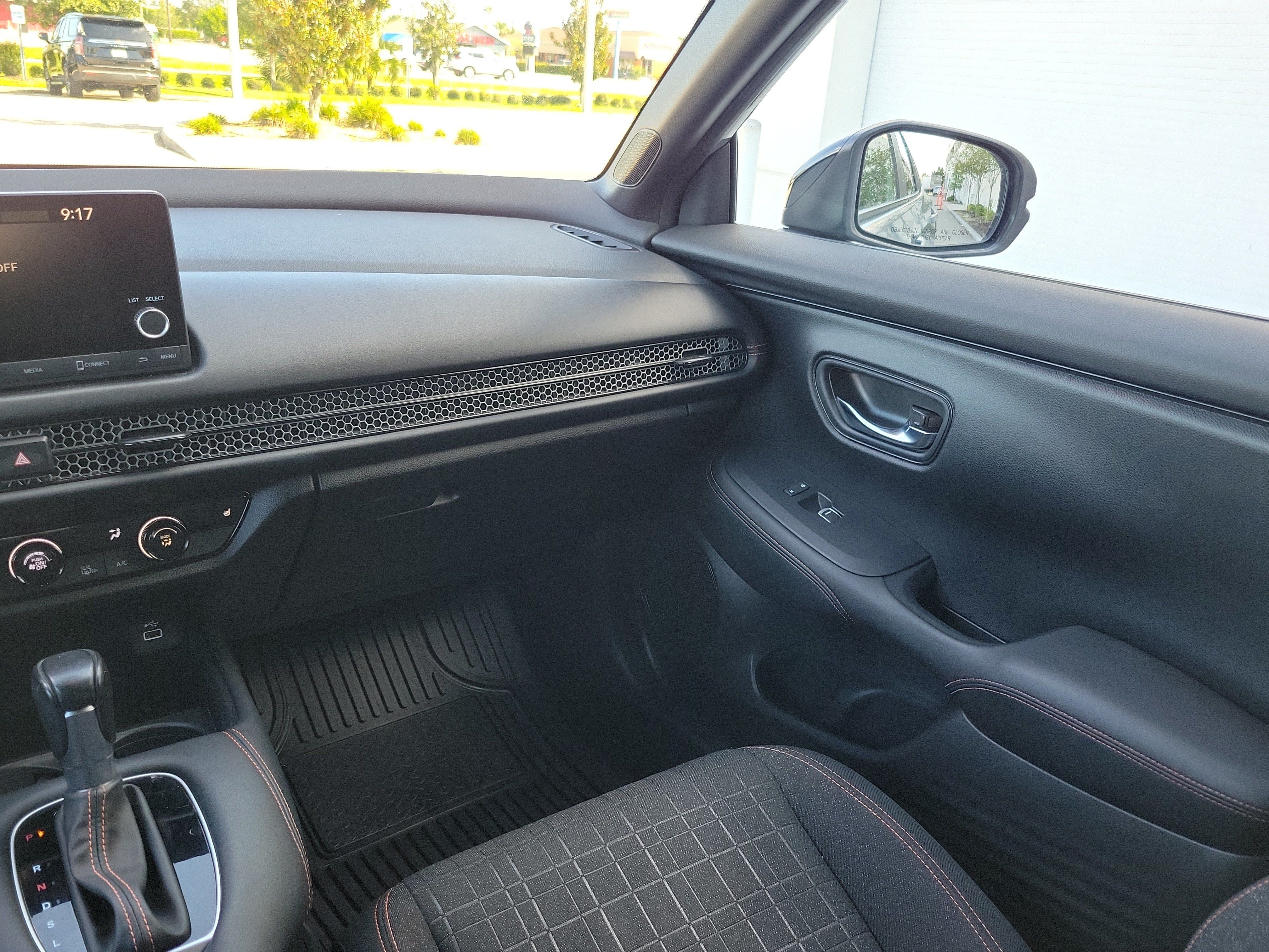 Used 2024 Honda HR-V Sport image 21