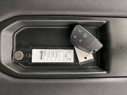 Certified 2023 Chevrolet Silverado 1500 LT AWD/4WD image 30