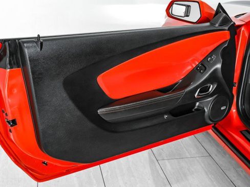 Used 2010 Chevrolet Camaro SS w/ RS Package image 28