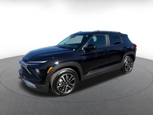 Used 2025 Chevrolet TrailBlazer LT image 8