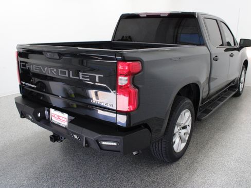 Used 2024 Chevrolet Silverado 1500 Custom RWD image 7