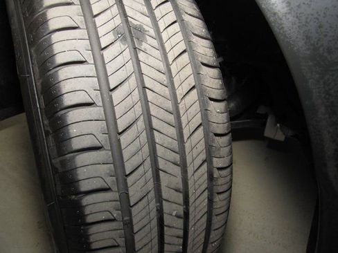 Certified 2025 Honda CR-V LX image 25